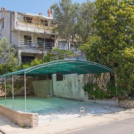 Apartments Mirella Mali Lošinj Eksteriør bilde